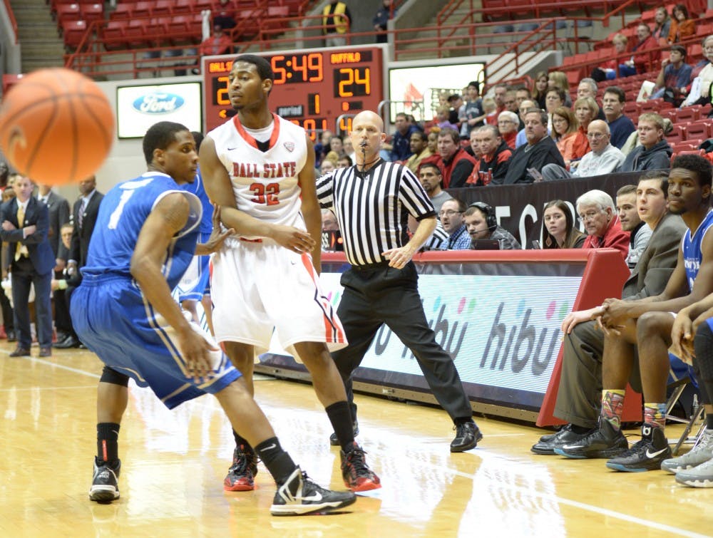 Senior Jesse Berry plays during the game against Buffalo Jan. 23 in Worthen Arena.  DN PHOTO SICONG XING
