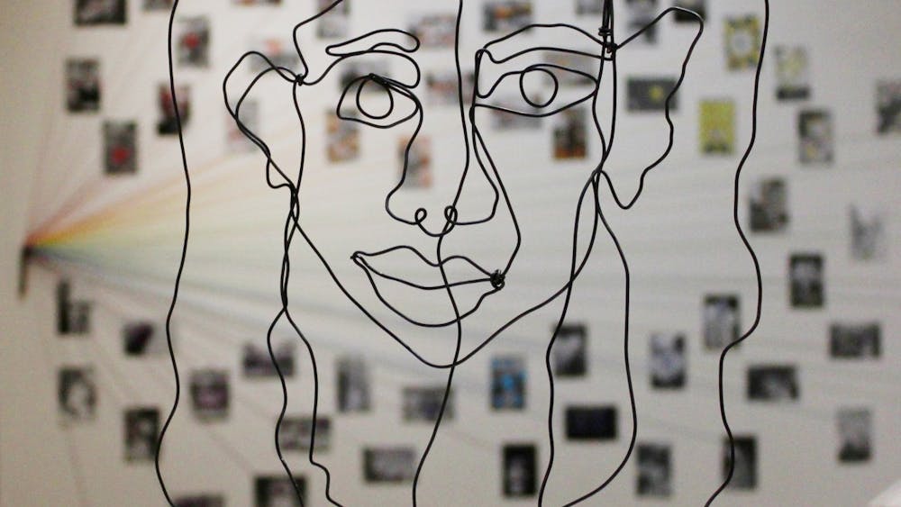A Wire Self-Portrait made by Rachel Baker sits at the Art Exhibit Aug. 18 in the Art and Journalism Building. The Self-Portrait was made in ADS 102, 3D Foundations during the Spring 2022 semester. Amber Pietz, DN