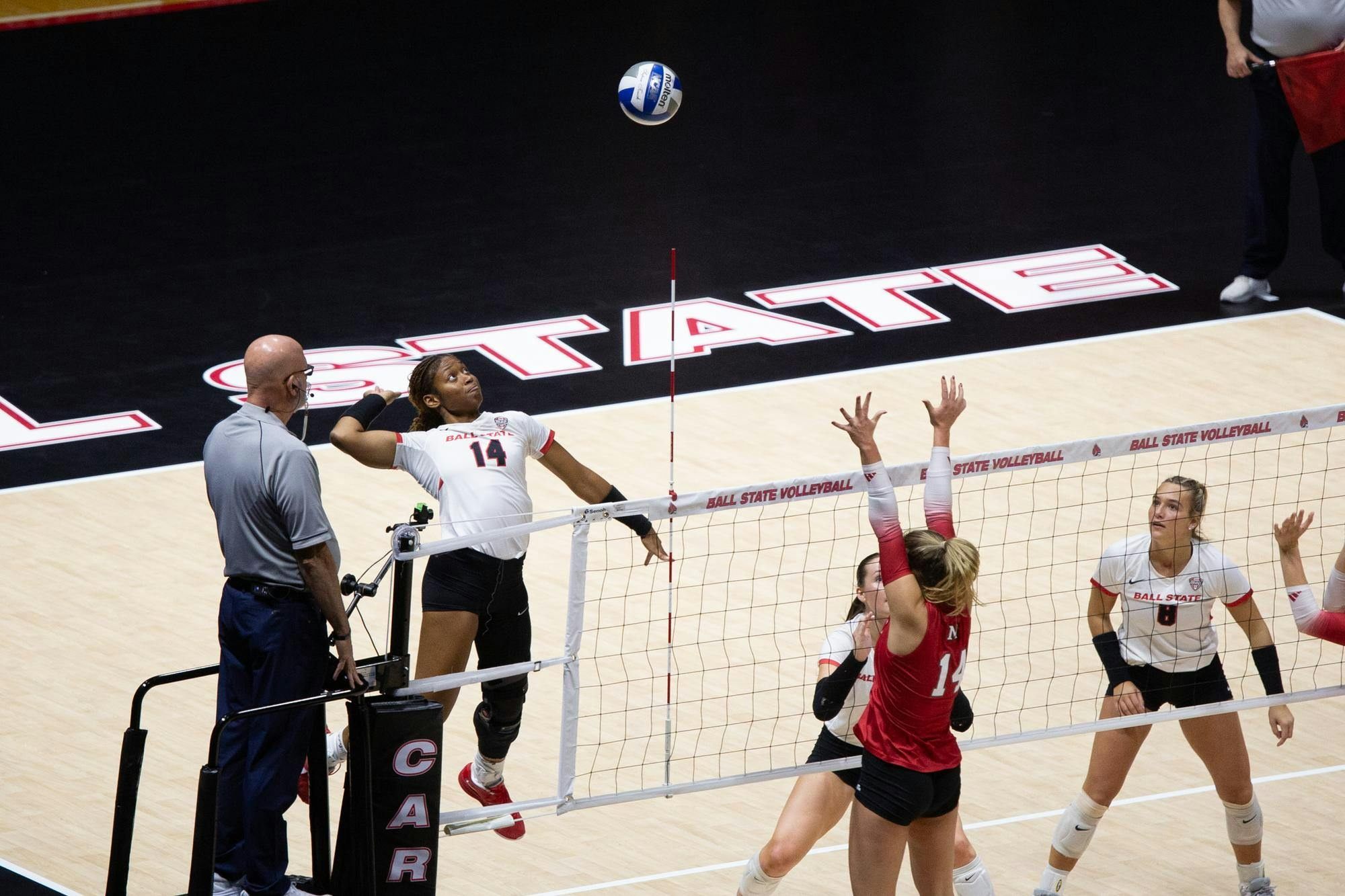 Ball State Volleyball Defeats Miami 3-0 - The Daily News