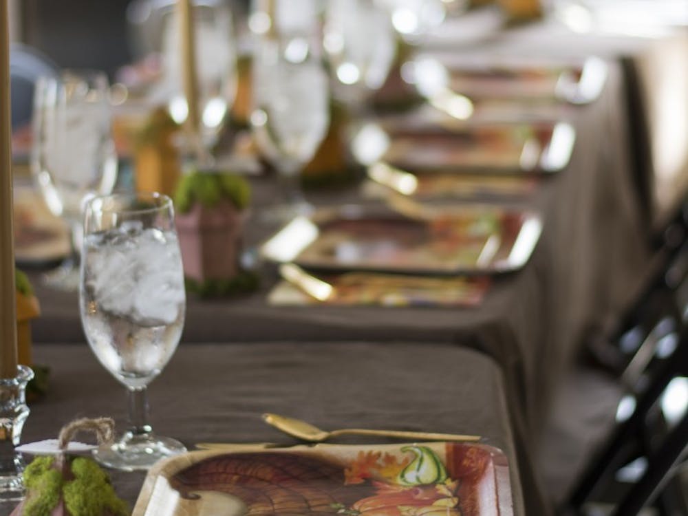 Friends get together to enjoy a Thanksgiving meal for a Friendsgiving celebration. Here are five tips to keep it stress-free and enjoyable. Samantha Brammer // DN