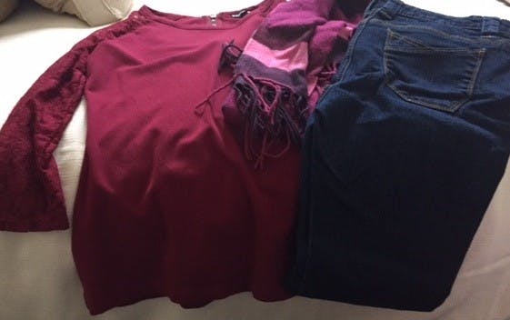 If students are looking to get out of their comfort zone, one of the ways they can do that is by stepping away from black clothes and moving toward maroon or navy.&nbsp;UM PHOTO EMILY HUNT