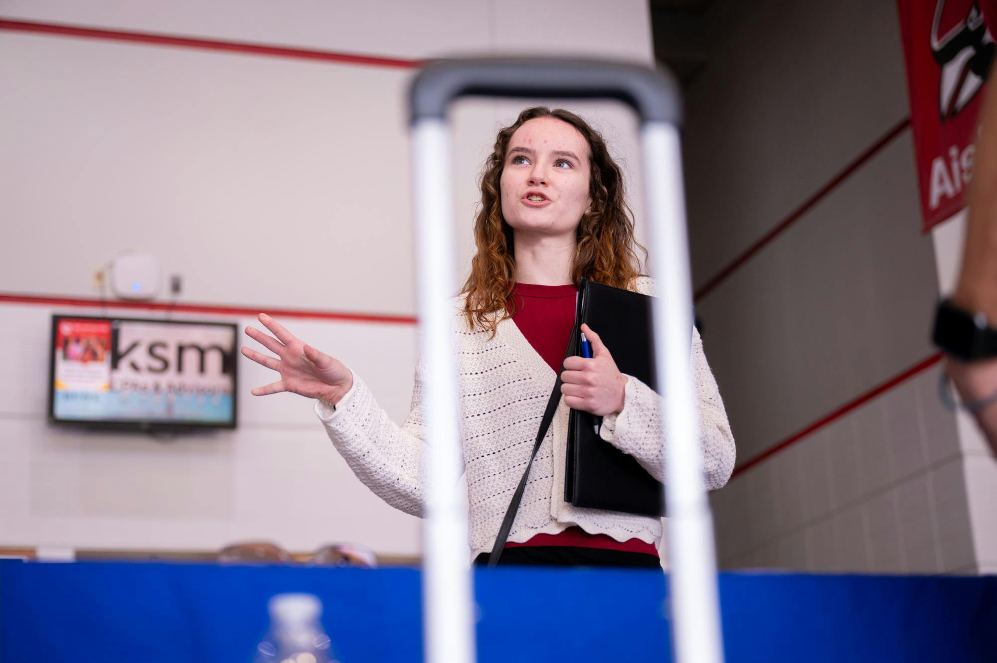 The Cardinal Job Fair was hosted on Feb. 18 in Worthen Arena. The Job Fair had dozens of employers that offered free items to attendees including pens, business cards, and other trinkets.