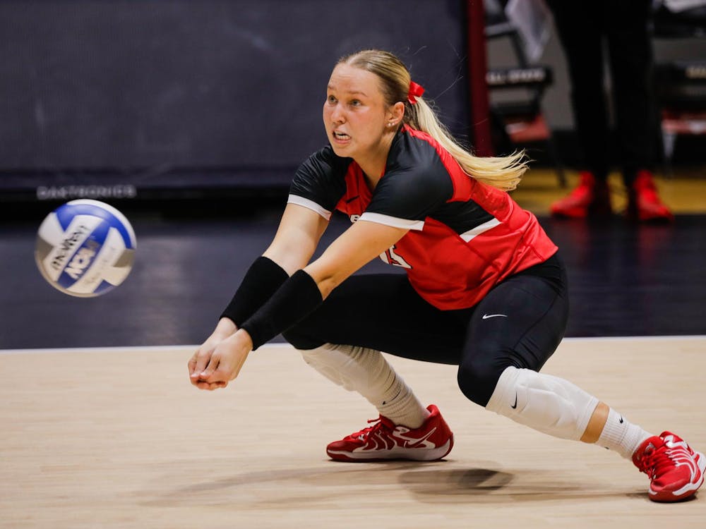 Senior setter Megan Wielonski settles a spike against Wright State Sept. 20 at Worthen Arena. Wielonski had 50 assists for the Cardinals. Andrew Berger.