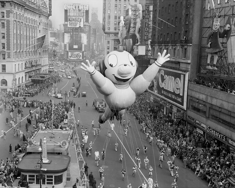 UNITED STATES - NOVEMBER 22:  One of characters Mighty Mouse in the annual Macy's Thanksgiving Day parade mugs for the crowd as he hogs the spotlight in Times Square. An estimated 400,000 watches the show.  (Photo by Nick Petersen/NY Daily News Archive via Getty Images)