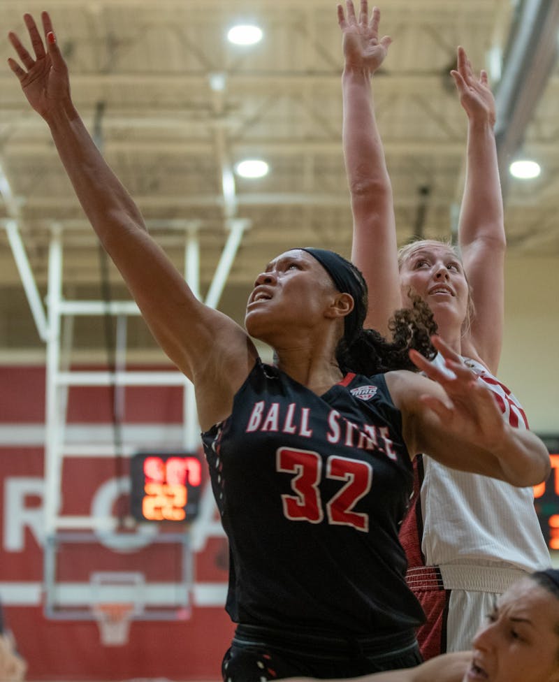 Collective effort leads women’s basketball to victory over Purdue Fort Wayne