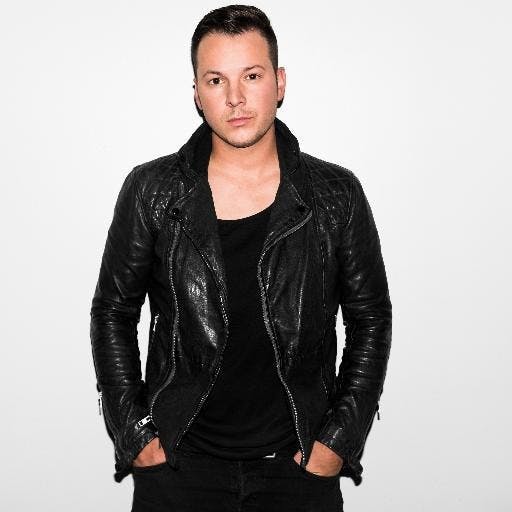 County musician Corey Cox will be playing at the Chug on Nov. 20 at 11 p.m. for his third time. The&nbsp;Pendleton, Indiana,&nbsp;artist&nbsp;has been playing the guitar since he was 15.&nbsp;PHOTO COURTESY OF COREY COX TWITTER