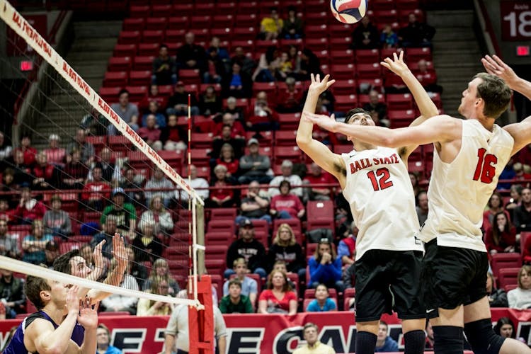 Men's volleyball wins MIVA Tournament Quarterfinals vs. McKendree 2018 Ball State Daily