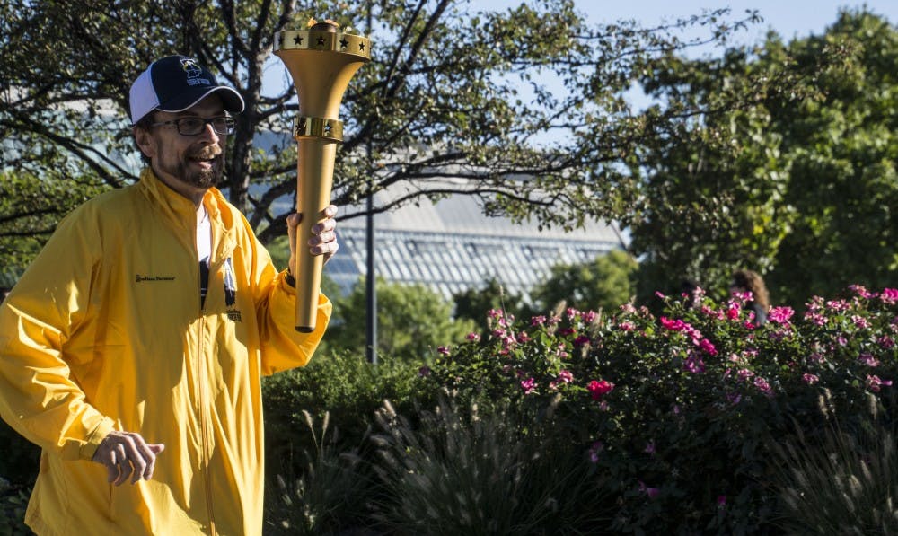 The Indiana Bicentennial Torch Relay came through Ball State University's campus on Sept. 27. Samantha Brammer // DN