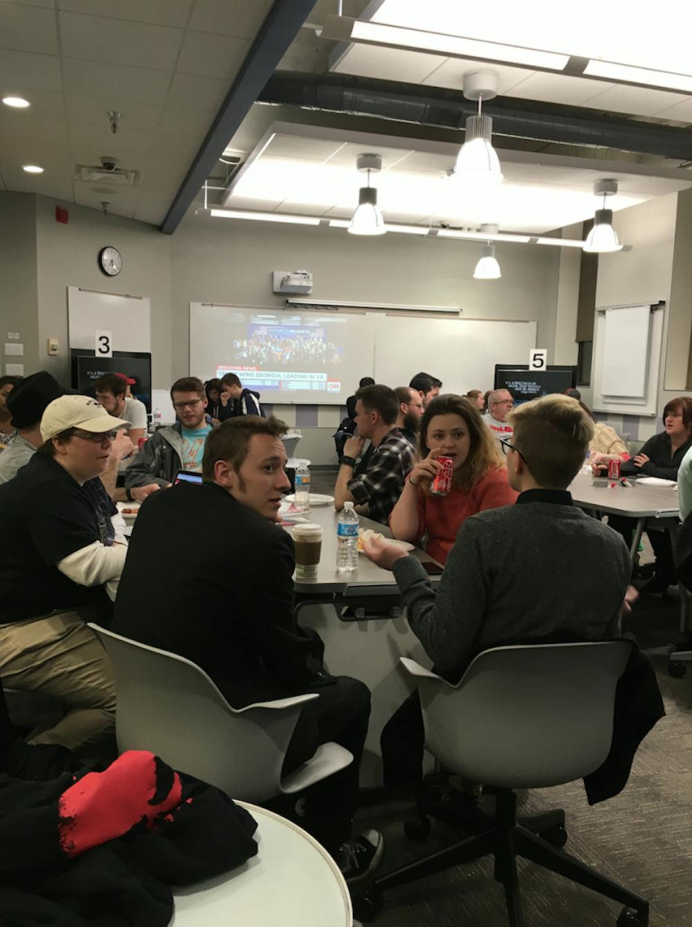 <p>The Political Science Department hosted a viewing party on March 1 to watch the results from the&nbsp;11 primaries for the presidential elections.<em>&nbsp;</em><i style="background-color: initial;">DN PHOTO MICHELLE KAUFMAN</i></p>