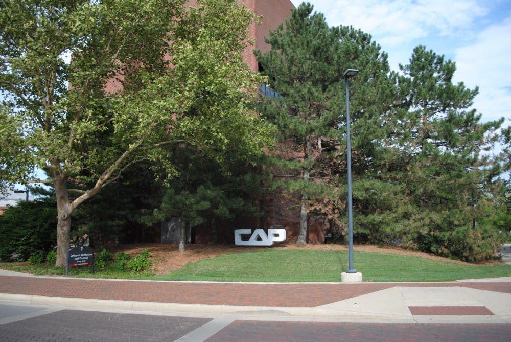 DN PHOTO SAVANNAH NEIL