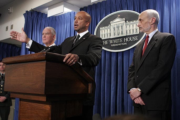 KRT US NEWS STORY SLUGGED: BUSH-NEWORLEANS KRT PHOTOGRAPH BY CHUCK KENNEDY/KRT (DECEMBER 15) WASHINGTON, DC  --  New Orleans Mayor Ray Nagin, flanked by Secretary of Homeland Security Michael Chertoff, right, and Don Powell, FDIC, speaks about plans to rebuild and strengthen New Orleans levee protection, during a news conference, Thursday, December 15, 2005, in the White House Briefing Room. (cwk) 2005 