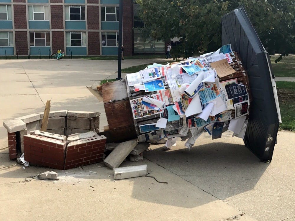 The kiosk between Bracken Library and the Noyer Complex is no longer present. It was knocked down by a delivery truck Sept. 27. Konnor Miller, Unified Media