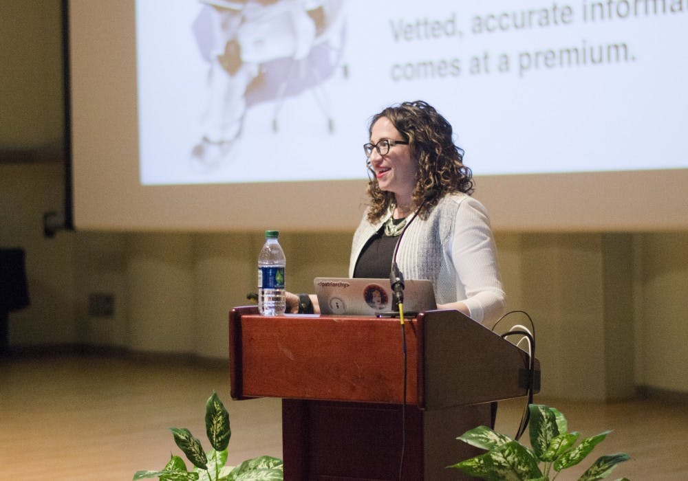 <p>Amy Webb spoke to a crowd on April 14 in Pruis Hall. During her talk, she compared the inventions of 2016 to the future. <em>DN PHOTO CURTIS SILVEY</em></p>