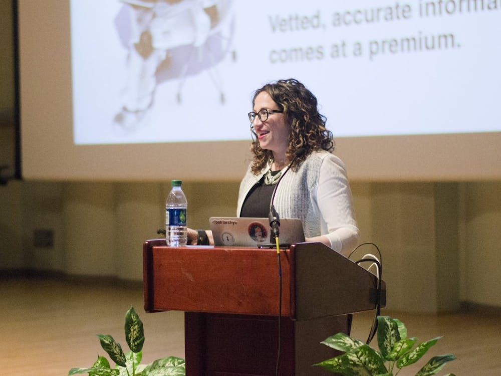 Amy Webb spoke to a crowd on April 14 in Pruis Hall. During her talk, she compared the inventions of 2016 to the future. DN PHOTO CURTIS SILVEY