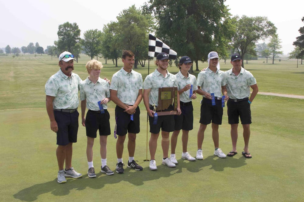 Yorktown wins sectionals, beating Delta on the way to the trophy