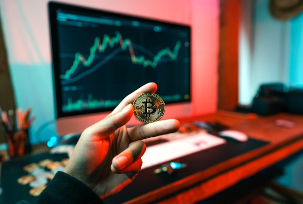 Exploring Psychological Phenomena That Affect Decision-Making of Crypto Traders