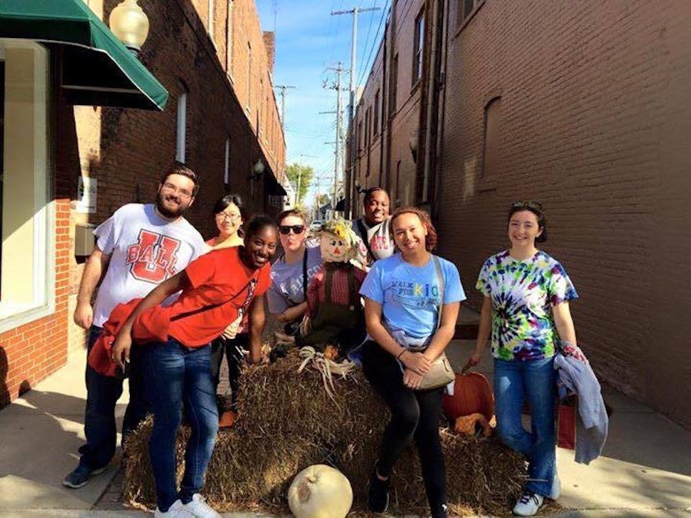 <p>A group of student&nbsp;volunteers at La Casa in Goshen, Indiana, during the 2015 fall break. The Alternative Breaks Association gives students an opportunity to volunteer in different communities during&nbsp;fall and spring breaks. <em>PHOTO PROVIDED BY ANI THOMAS</em></p>