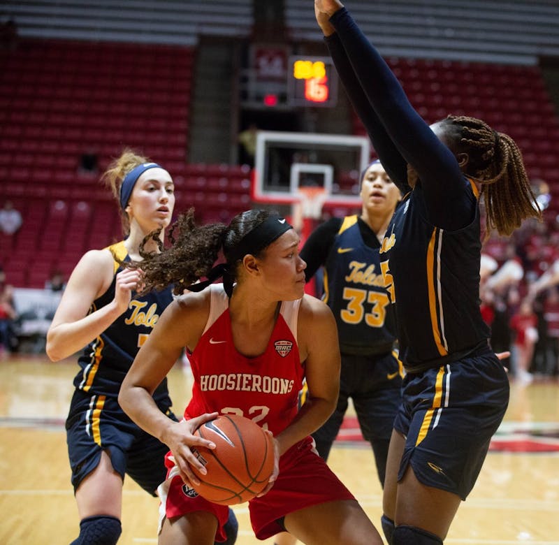 Sophomore Oshlynn Brown defends the ball against players from Toledo in John E. Worthen Arena Feb. 23, 2019. The Hooiseroons fell to the Rockets 63-62. Scott Fleener, DN