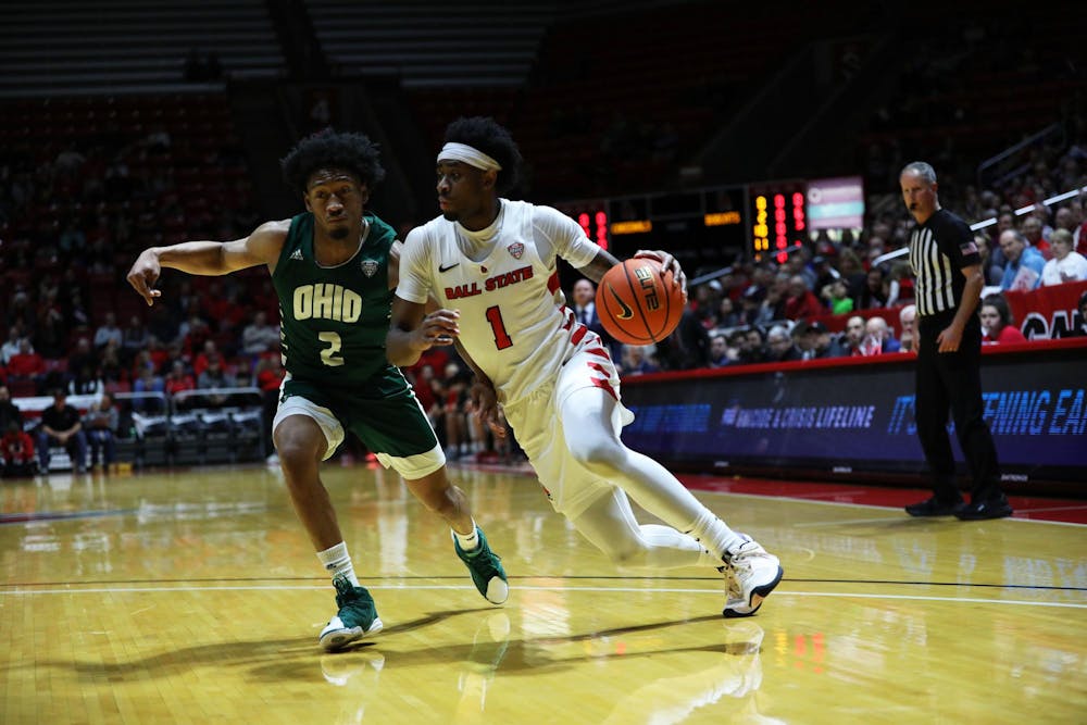 Junior guard Jalin Anderson dribbles the ball towards the net against Ohio Feb. 6 at Worthen Arena. Mya Cataline, DN