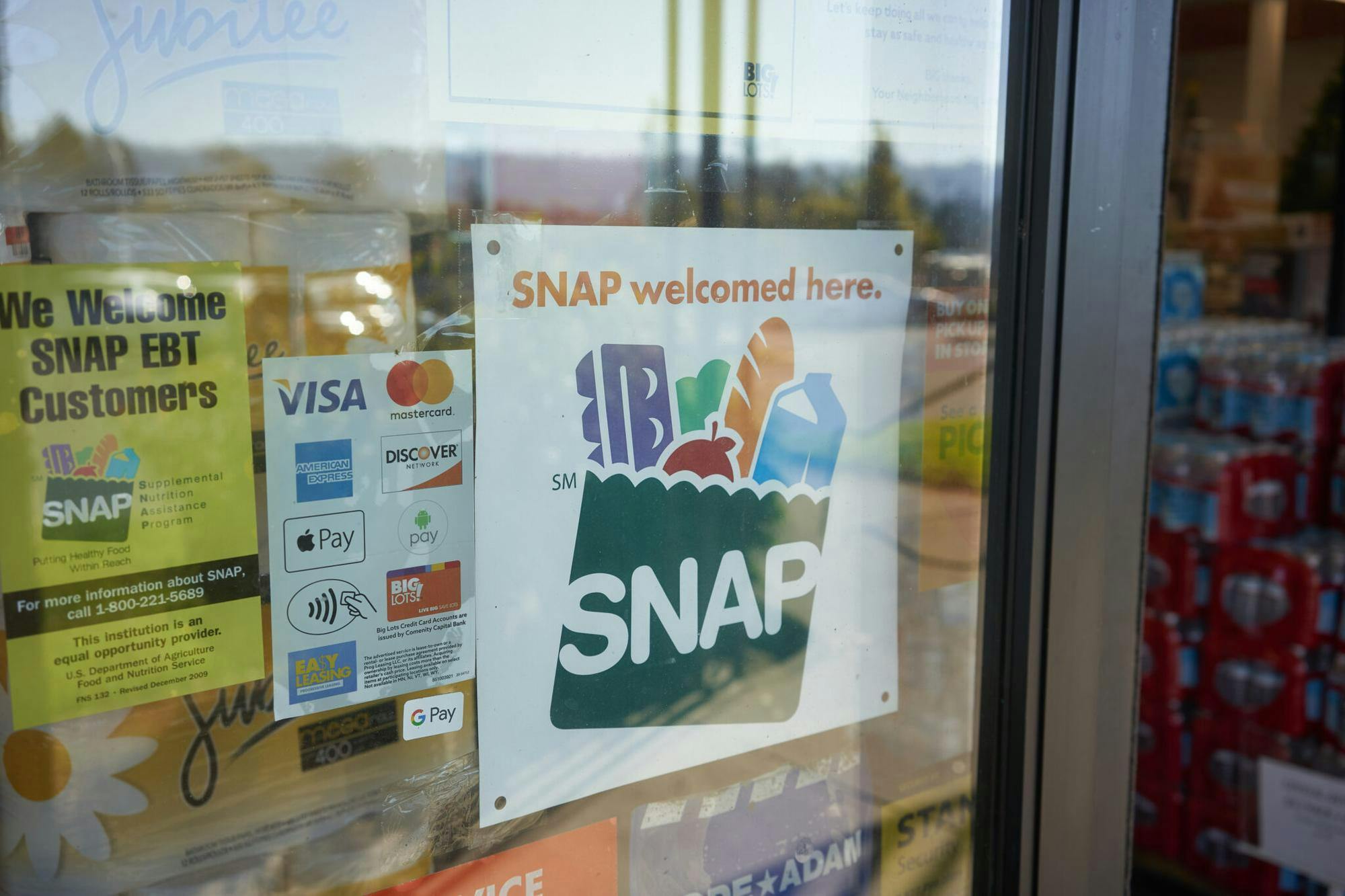 Hoosiers will see federal SNAP food assistance benefits reduced by half in November. Photo by Getty Images/ICC
