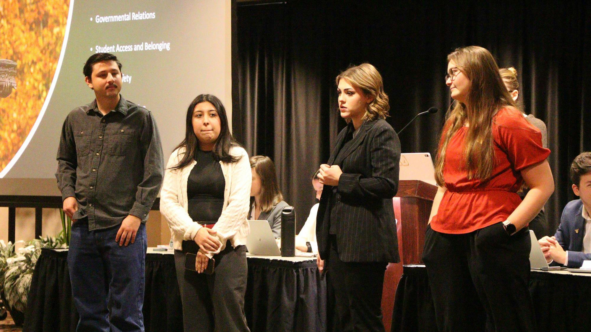 Committee chairs give reports on what they discussed. Landon Jones, DN.