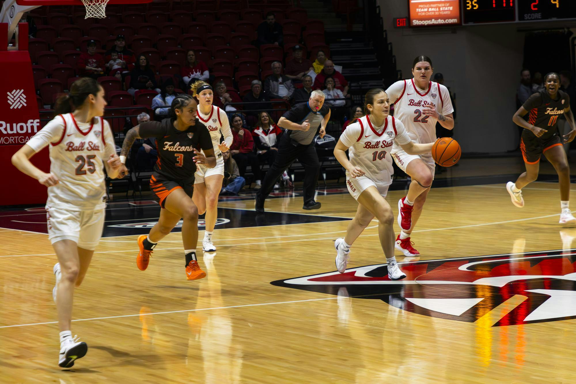 Freshman Giorgia Gorini dribbles the ball down the court Feb. 14 in Worthen Arena. Brenden Rowan, DN