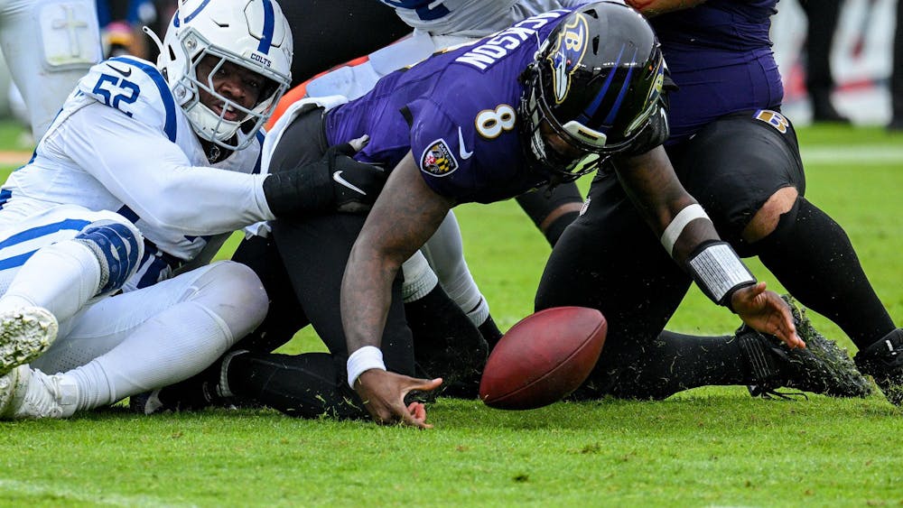 Ravens quarterback Lamar Jackson dives to recover a fumble in the second quarter. Jerry Jackson/The Baltimore Sun/TNS