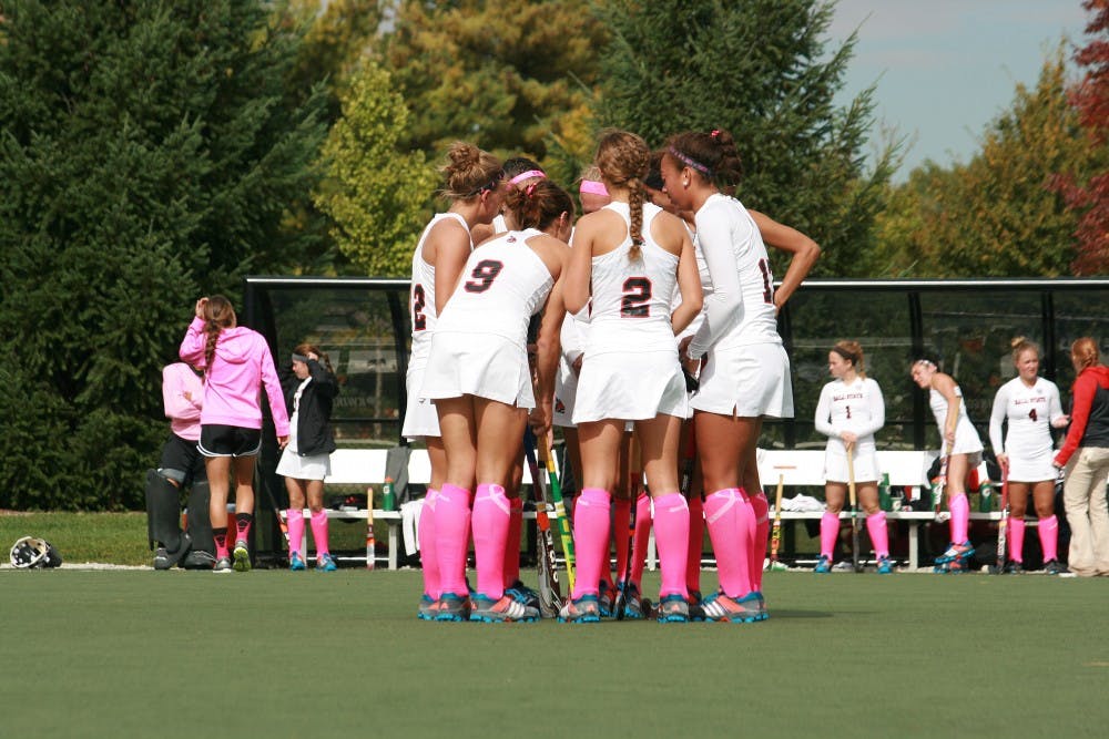 Tarel Teach, Tori Widrick, Carley Shannon and Bianca Velez gather with team mates in the game against Michigan State on Oct. 12 at the Briner Sports Complex. DN PHOTO KAITI SULLIVAN