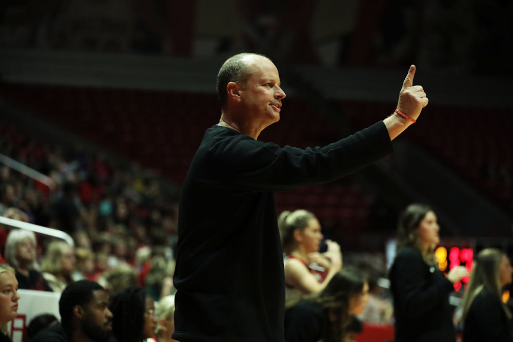 Ball State women's basketball head coach Brady Sallee coaches one of his players against Tennessee Tech Nov. 6 at Worthen Arena. Ball State won 97-64 against Tennessee Tech. Mya Cataline, DN