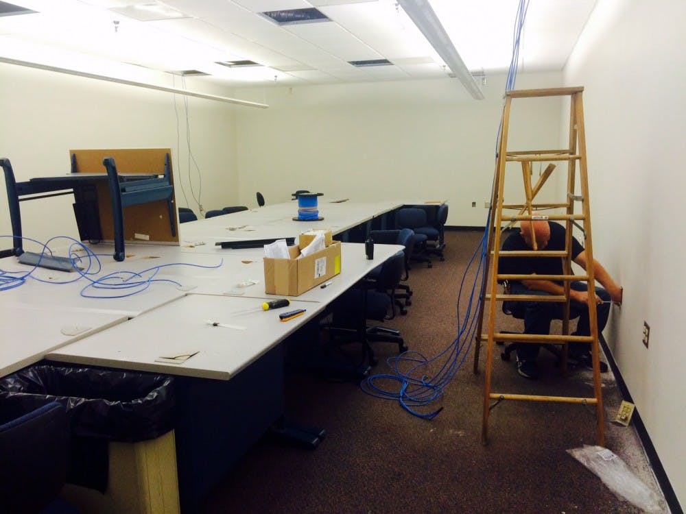 <p>Contractors continue renovation at the Writing Center in Ball State's Robert Bell building. DN PHOTO AISTE MANFREDINI</p>