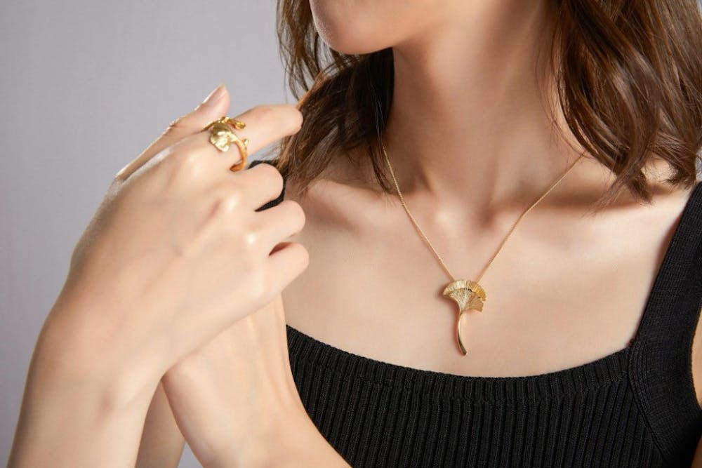 How to Style Your Gold Necklace for Any Outfit
