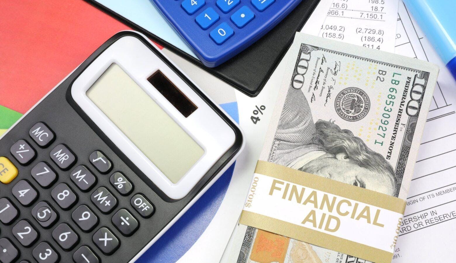 The deadline for college-bound students to fill out the FAFSA for state and federal aid is April 15. (picpedia.org)