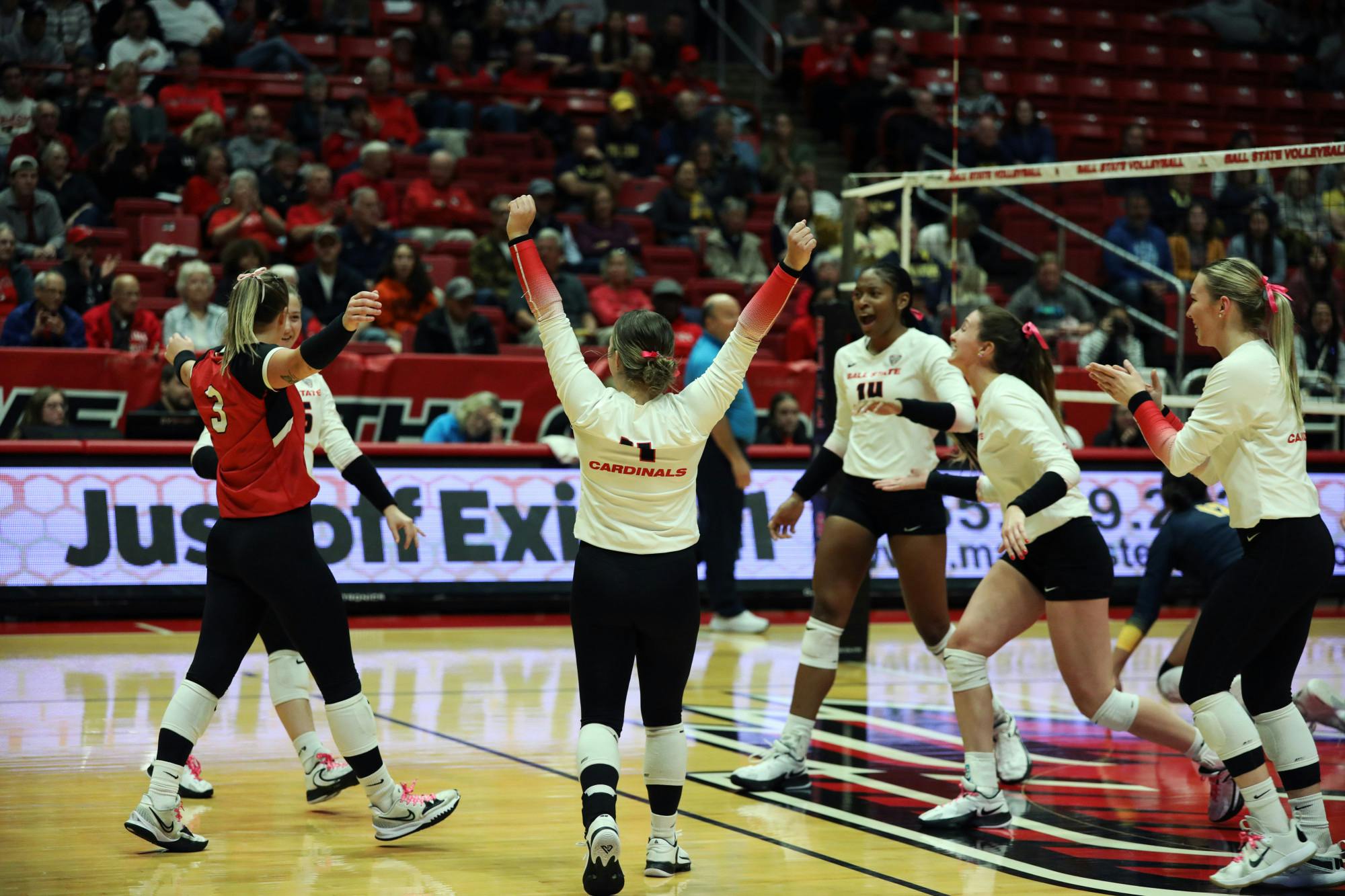 Ball State Women's Volleyball Defeats Middle Tennessee State To Advance ...