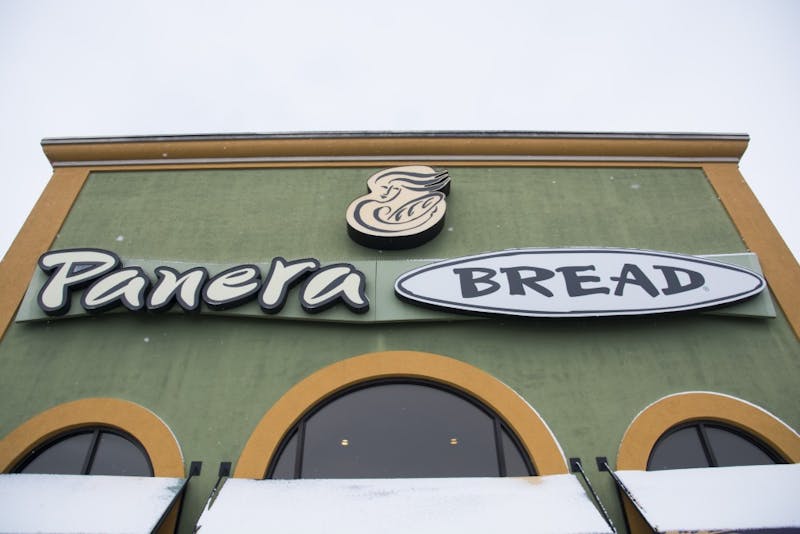 15 restaurants that offer free food