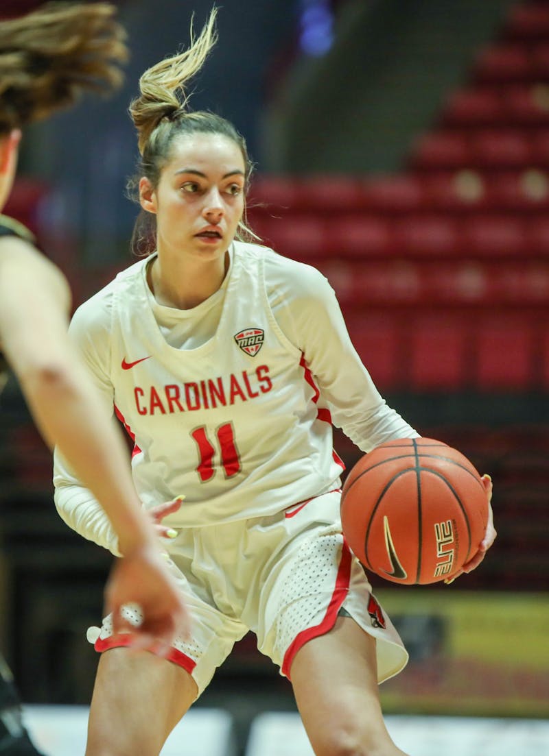 Sophomore guard Sydney Freeman dribbles the ball March 6, 2021, in John E. Worthen Arena. The Cardinals beat the Broncos 76-69. Jaden Whiteman, DN