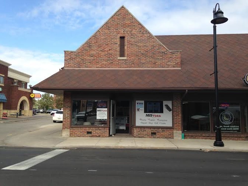 <p>MDtekk, a Ball State alumni-owned technology repair store, moved into the Village. The store will host its grand opening Monday. <em>DN PHOTO ROSE SKELLY</em></p>