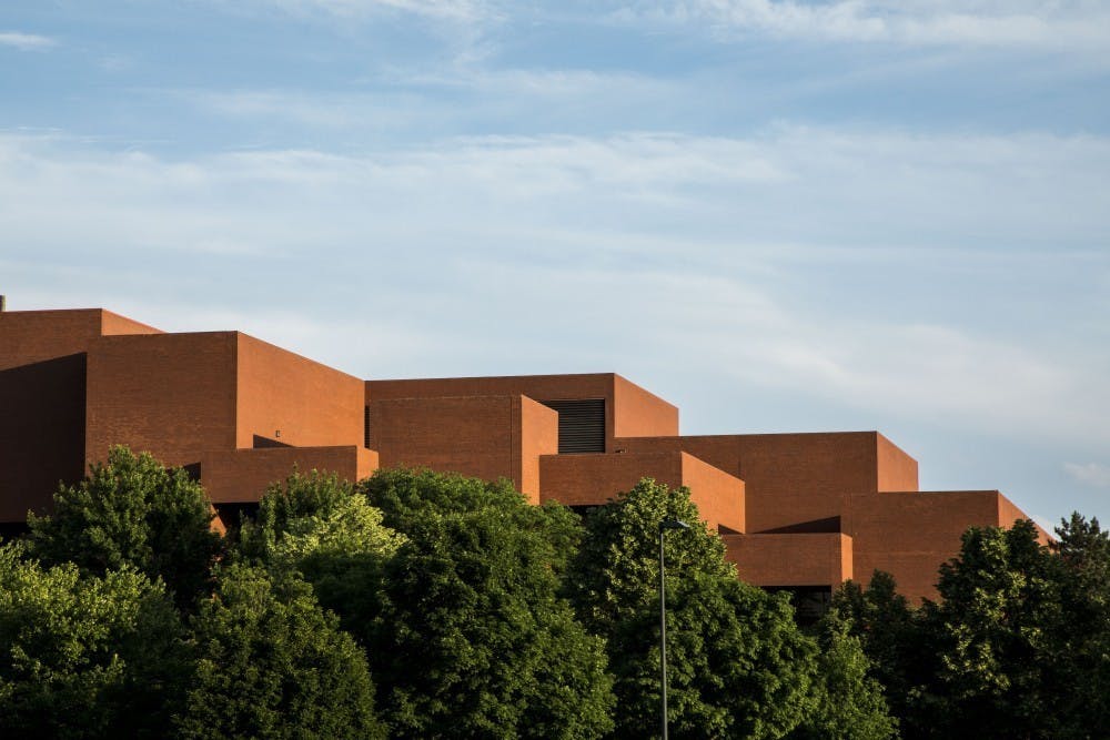 Bracken Library will not be extending its weekend hours except for the weekend before finals. The test pilot for extended hours conducted last semester had relatively low attendance statistics. Rachel Ellis, DN