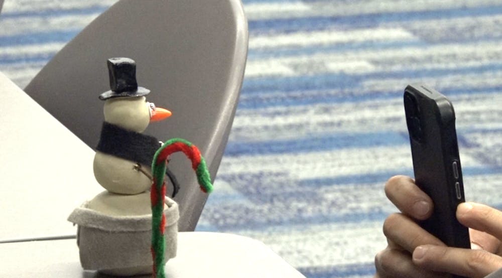 Multicultural Center hosts snowman building event