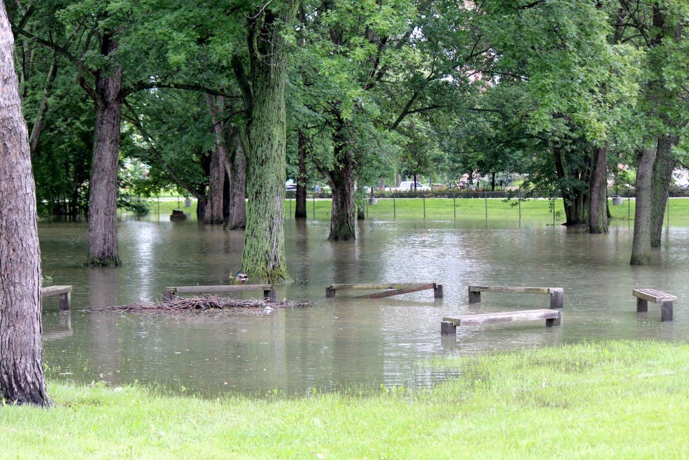 DN PHOTO DANIEL BROUNT