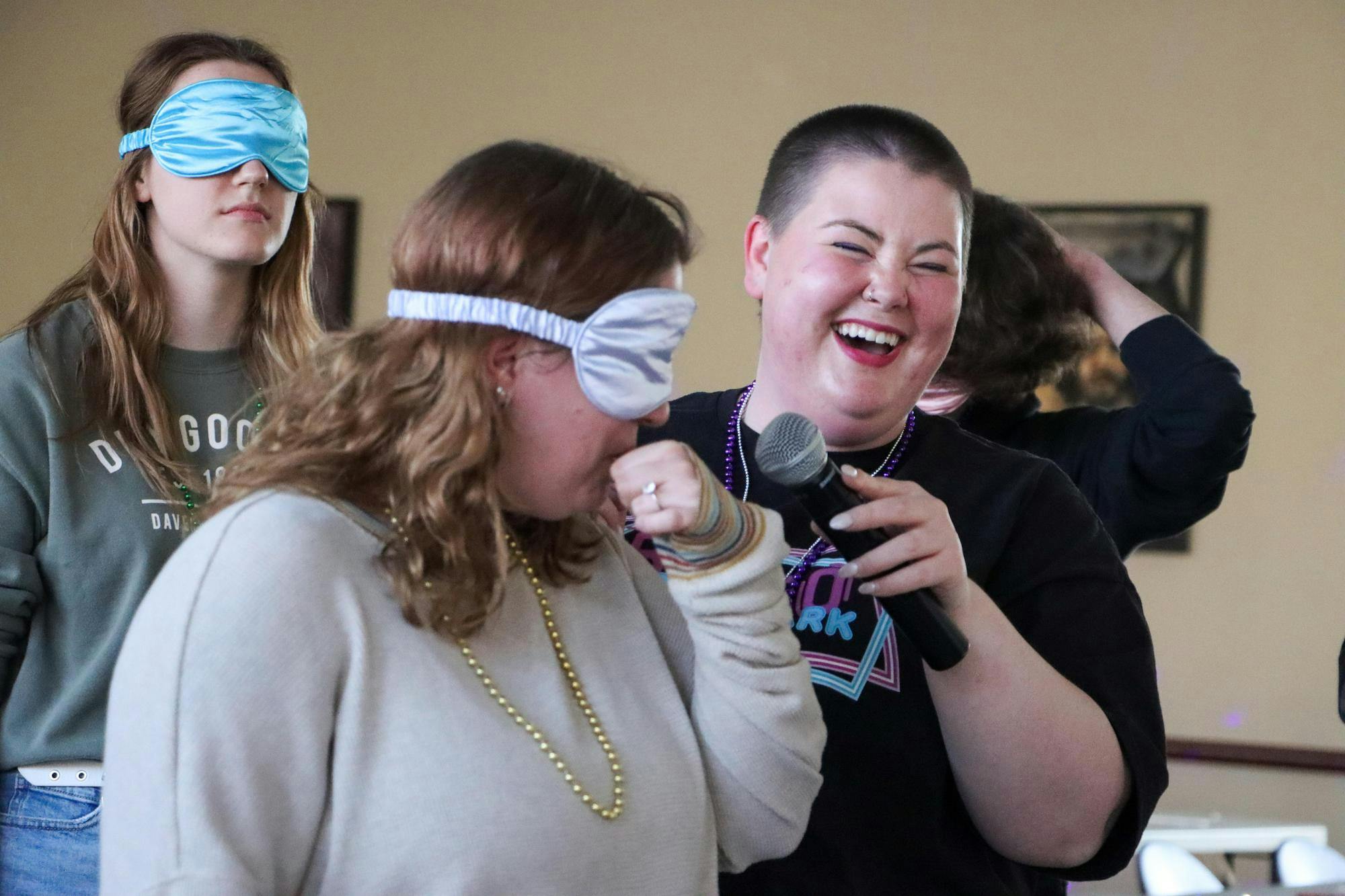 Students play mini-games at “Bingo After Dark” March 20 in Park Hall. Bingo After Dark is Student Action Team's largest yearly event focused on sex education and on campus resources. Isaiah Wallace, DN