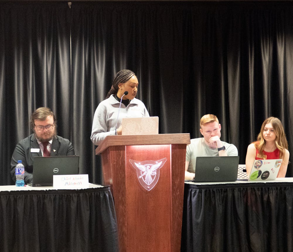 Ball State Pathways Project program coordinator Kayla Thompson presents in the student center ballroom on March 1. She explains the purpose of the pathways project and the services it provides. Madelyn Bracken, DN