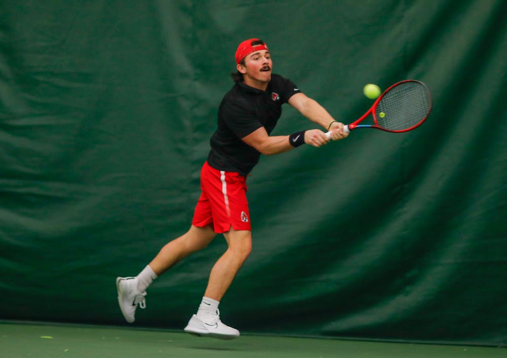 Cardinal tennis falls to the Colonels in a doubleheader at home