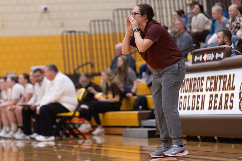 Wes-Del head coach Ryleigh Skaggs coaches as Wes-Del Plays Monroe Central on Nov 19 at Monroe Central High School. Wes-Del is 0-4 this season. Titus Slaughter, DN.