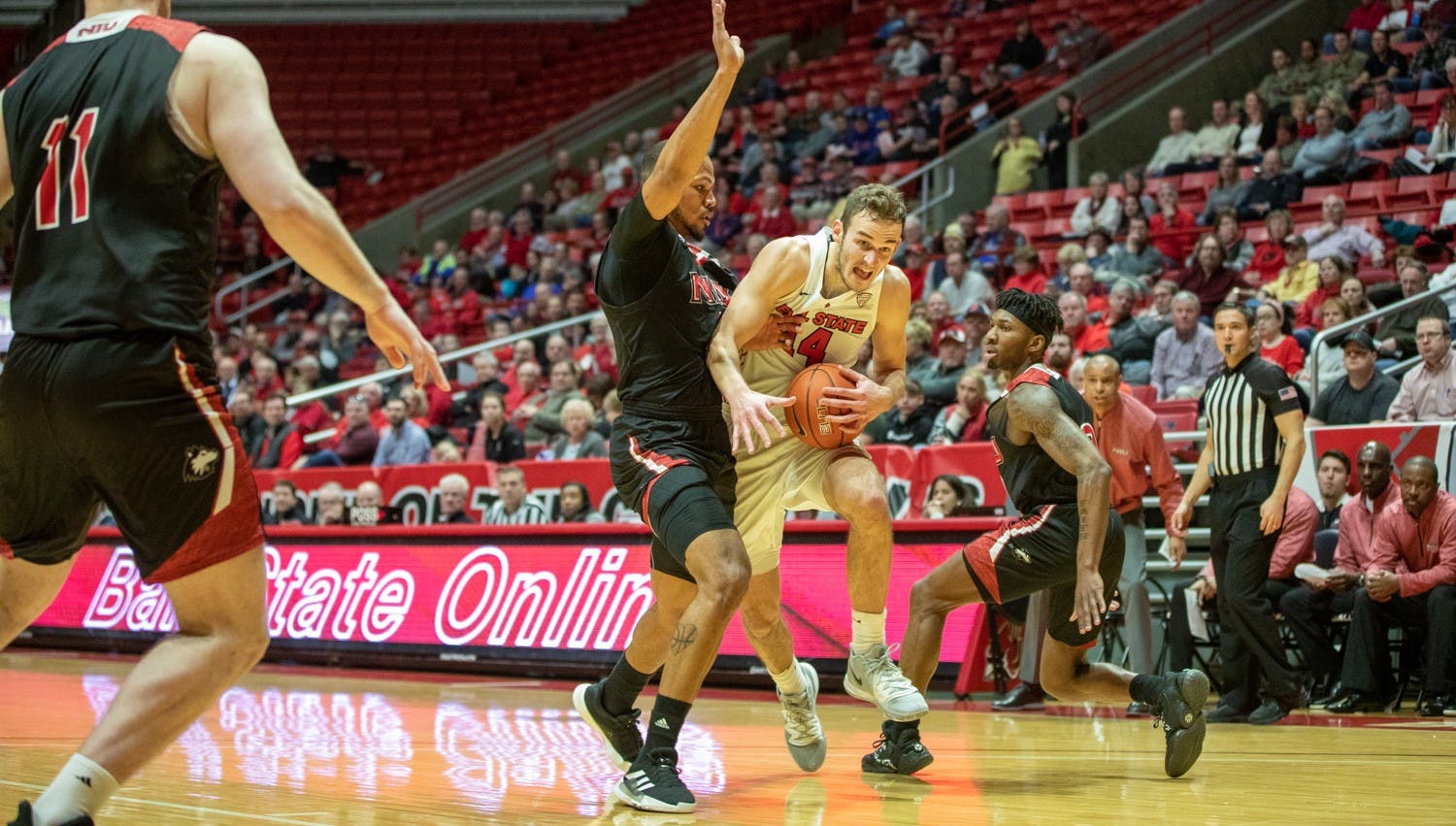 Senior forward Kyle Mallers goes in the paint Feb. 11, 2020, at John E. Worthen Arena. Mallers scored 12 points against the Huskies. Jacob Musselman, DN