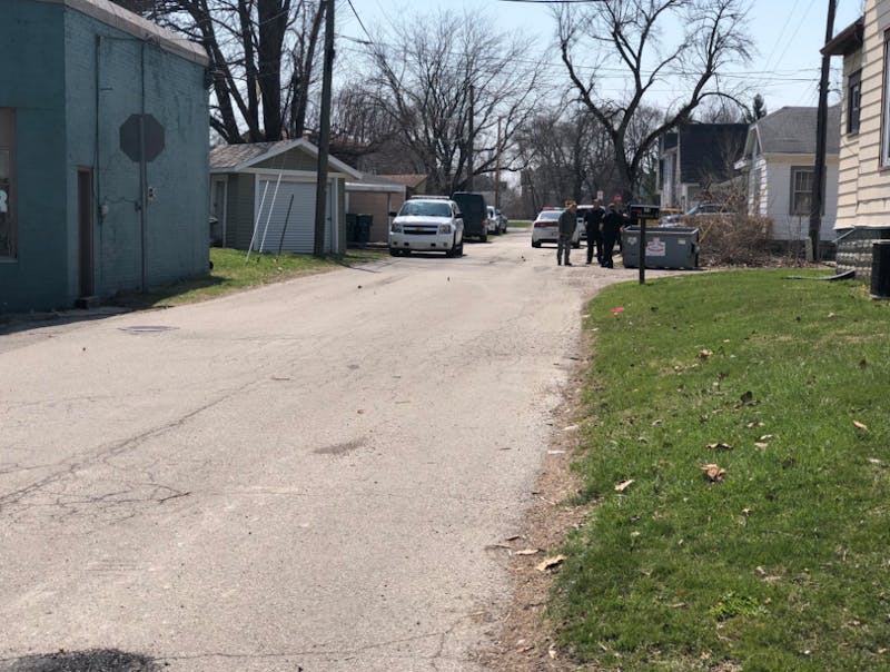 Ball State University Police and Indiana State Police responded to the area of North Reserve and West North streets for reports of a possible meth lab Wednesday, April 11, 2018. Indiana State Police removed the lab. Andrew Smith, DN Photo