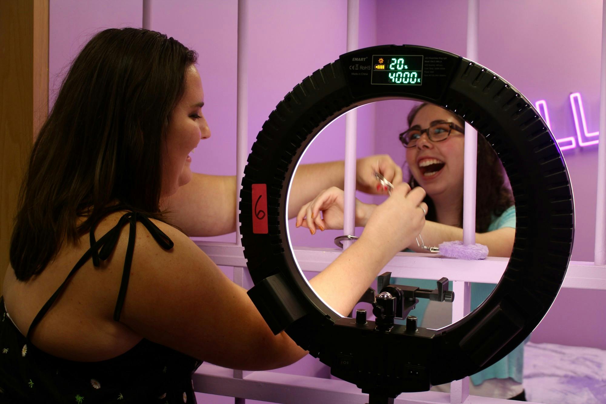 The SelfieWRLD Museum in Illinois is a place where people can see a variety of different stages and backdrops set up so that visitors can take fun selfies and photos. Savannah Baird, Byte