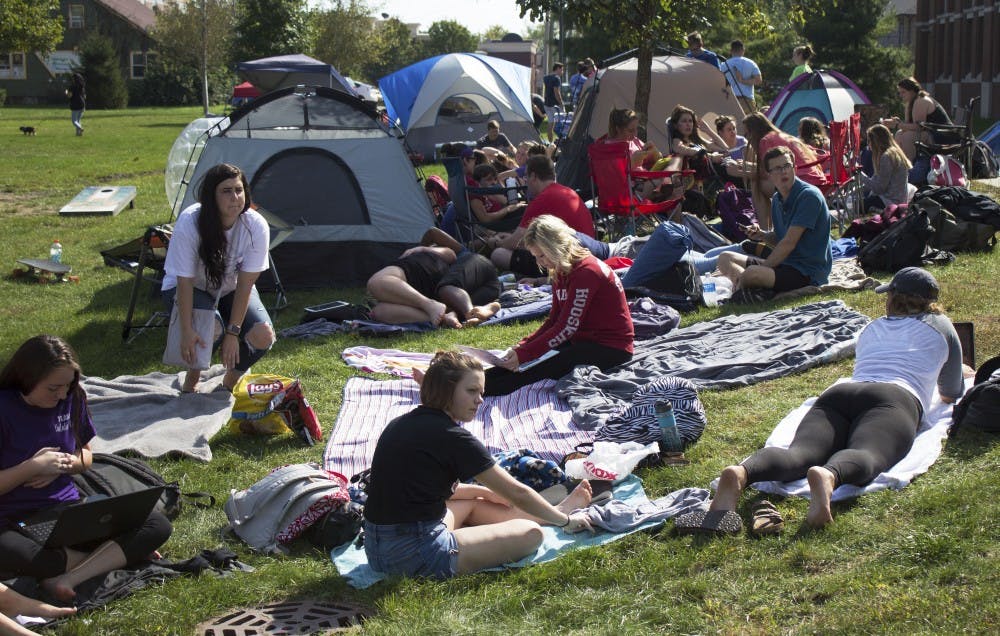 Ball State students camp out between the McKinley garage and Sursa Performance Hall for Air Jam tickets since 7 a.m. Wednesday. Tickets will go on sale at 8 a.m. on Thursday. Grace Ramey // DN