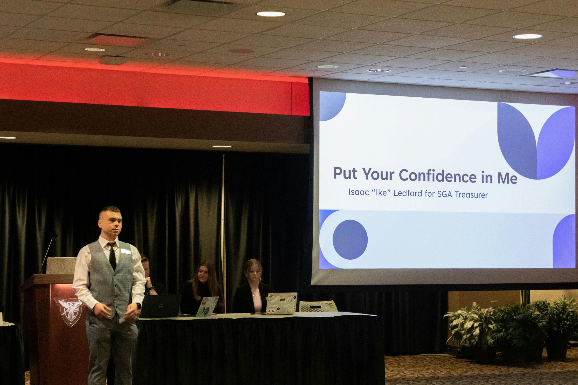 Senator Isaac Ledford presents for his nomination to become Treasurer in the L.A. Pittenger Student Center ballroom on March 22. Sen. Ledford was voted in as Treasurer for the coming school year. Madelyn Bracken, DN