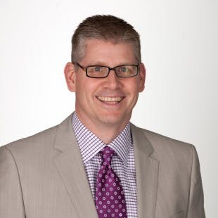 ESPN's Sports Center anchor John Anderson will come to Pruis Hall on Oct. 13 at 7:30 p.m. to speak on the topic "SportsCenter Stories: Good Stories, Great Writing and Do I Have to Wear Pants?” Anderson will be the first speaker in the annual&nbsp;David Letterman Distinguished Professional Lecture and Workshop Series.&nbsp;ESPN Media Zone // Photo Courtesy