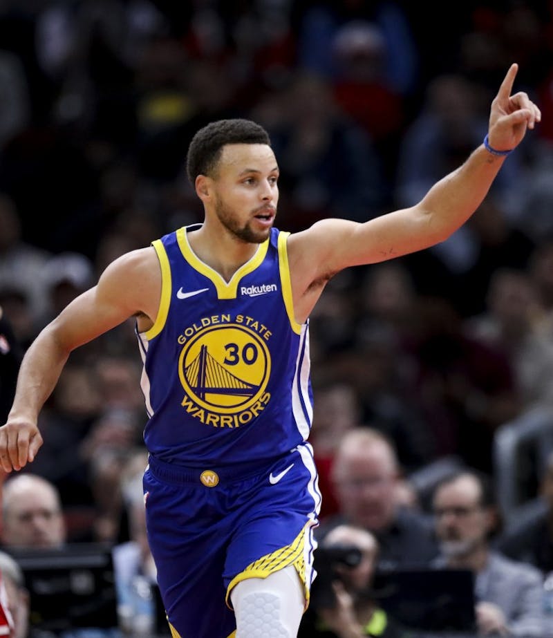 Golden State Warriors guard Stephen Curry on Oct. 29, 2018, in Chicago. Curry announced Monday that he will financially support golf teams at Howard University for the next six years.  (Armando L. Sanchez/Chicago Tribune/TNS) 